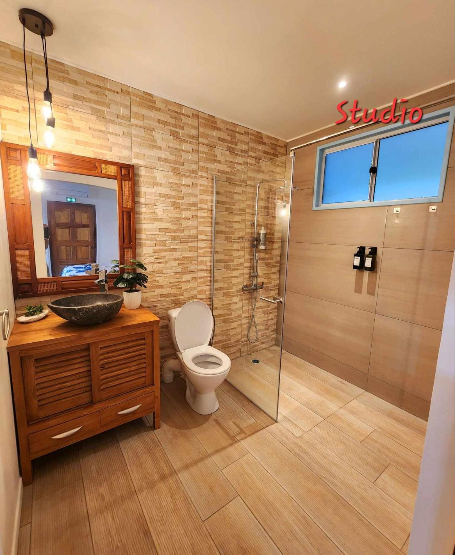 Studio Bord De Mer Fare Tahitea Pension Taputapuapea المظهر الخارجي الصورة